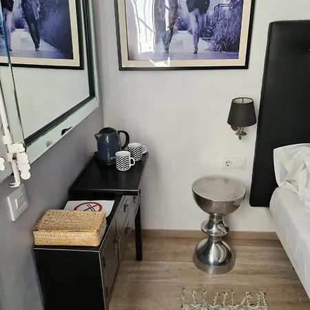 Casa Kessler Ostello *